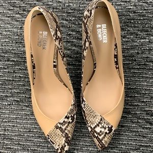 Snake Skin/Beige Pointed Toe Heels